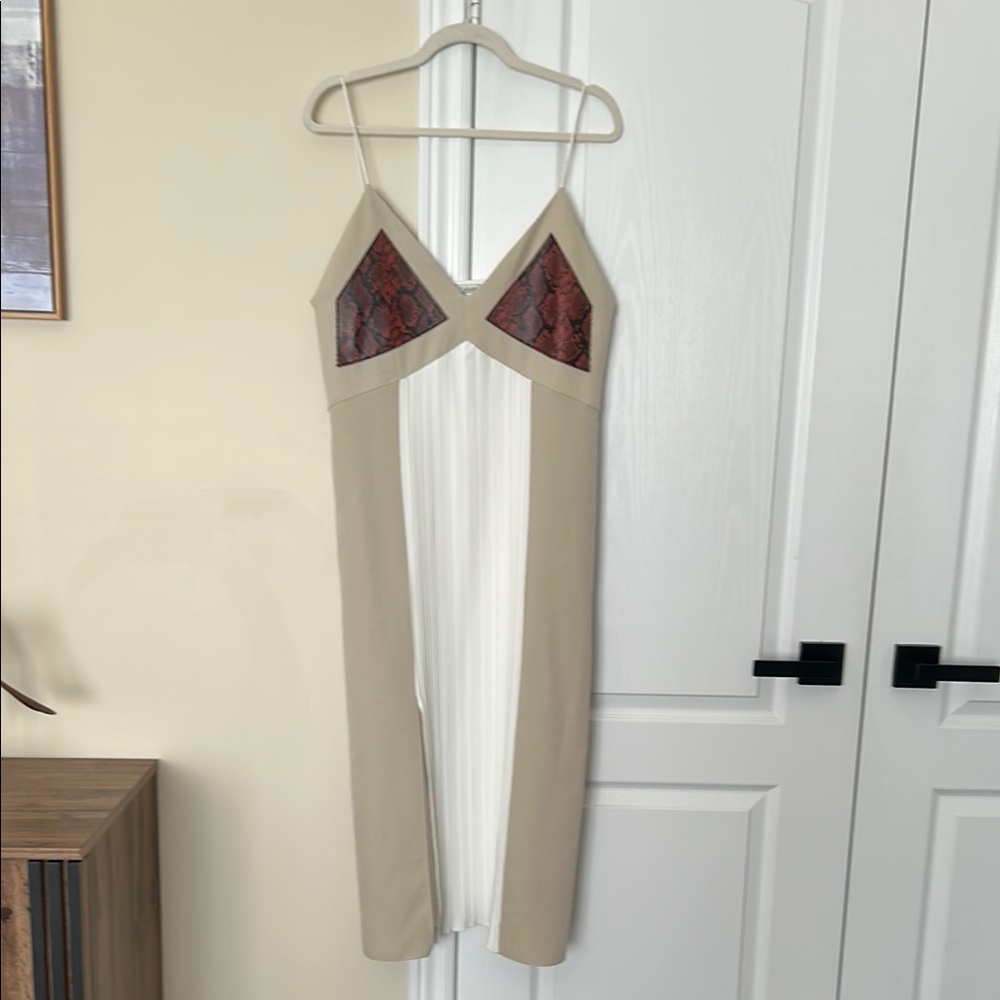 Zara Beige and White Maxi Dress